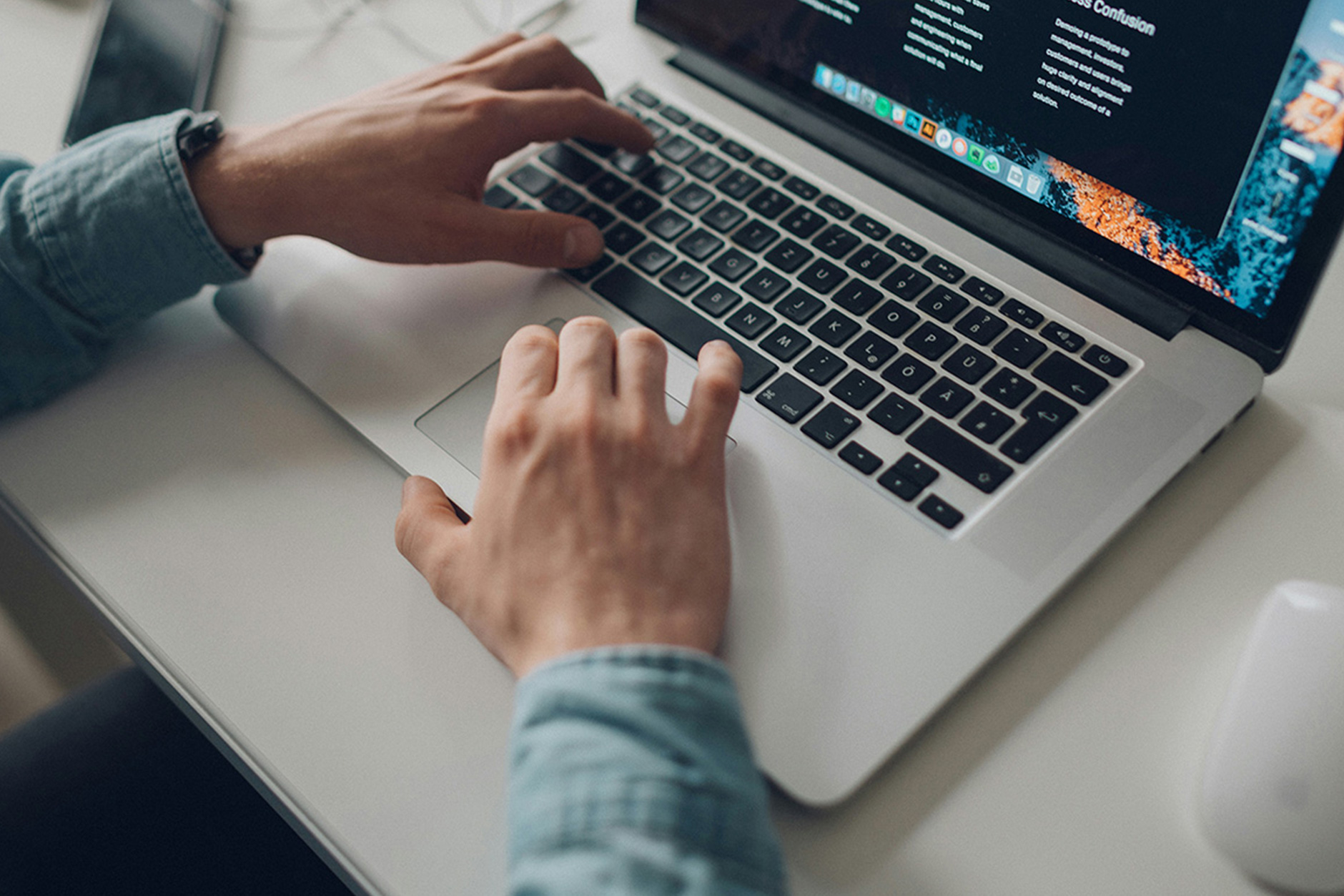 découvrez les principaux raccourcis clavier pour réaliser rapidement une capture d'écran sur différents appareils et systèmes d'exploitation.