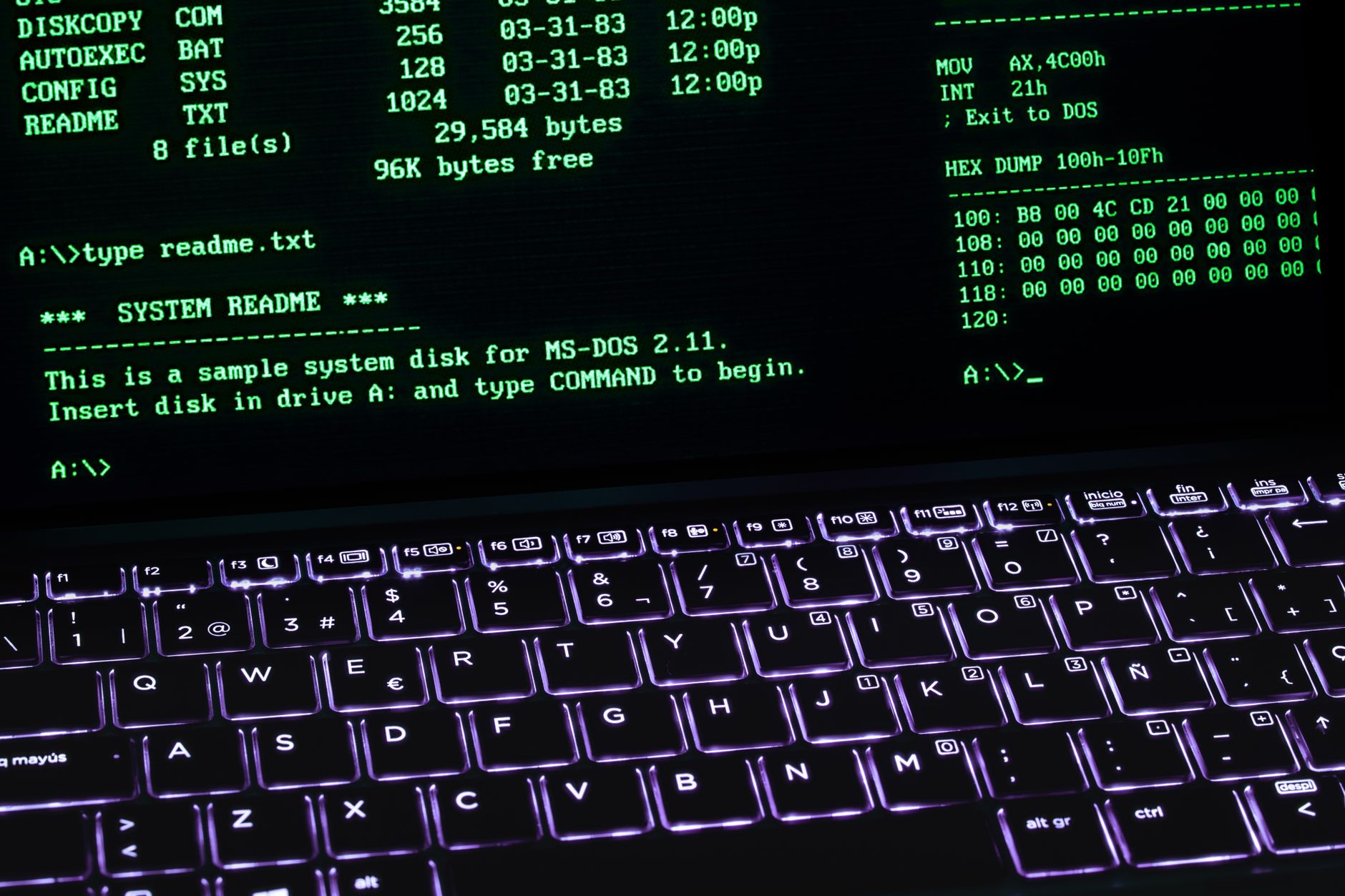 Linux, c'est quoi ? Comprendre — écran d'ordinateur système d'exploitation linux
